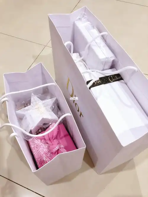 dior生日礼物97_生日礼物_迪奥怎么样_我的照片下雪啦_生活记录