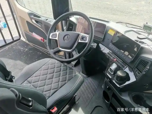 国六奔驰新阿克托斯上市,510马力6×4车型最低75.8万