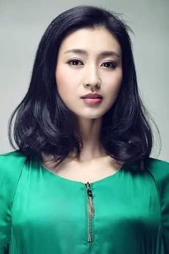 斓曦经纪人18819360624