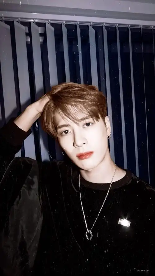 王嘉尔jackson 大草莓