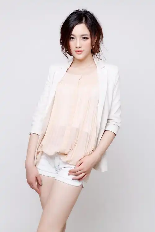 【转载】:孙露歌曲专辑(13)(59首连播音画)