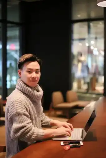 时尚先生张芙:冬日必备时尚单品毛呢大衣