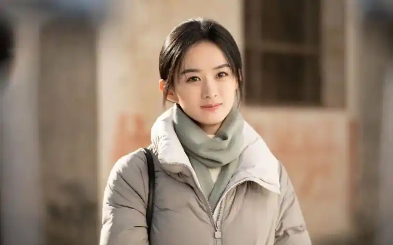 赵丽颖不说话,却一鸣惊人|赵丽颖_新浪财经_新浪网