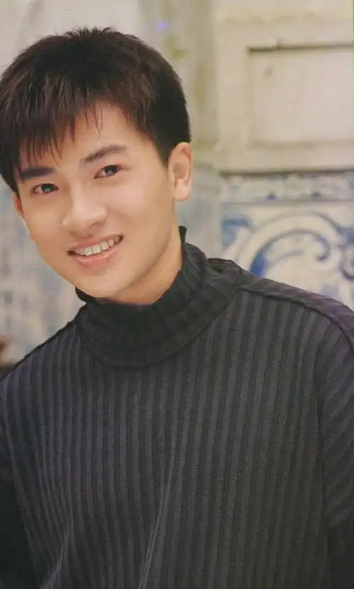 小虎队1994真心作伴写真集无论什么时候看到都会被苏有朋惊艳到呢