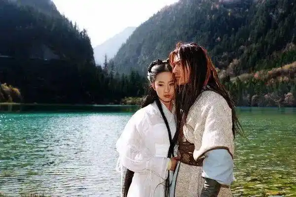 《神雕侠侣》为了还原原著中绝情谷的景色,直接在美丽的雁荡山,九寨沟