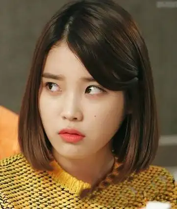 韩星李智恩短发侧分刘海打造