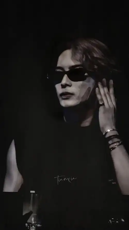 王嘉尔上海演唱会官宣两场##王嘉尔演唱会 抢票##王嘉尔福布斯采妹