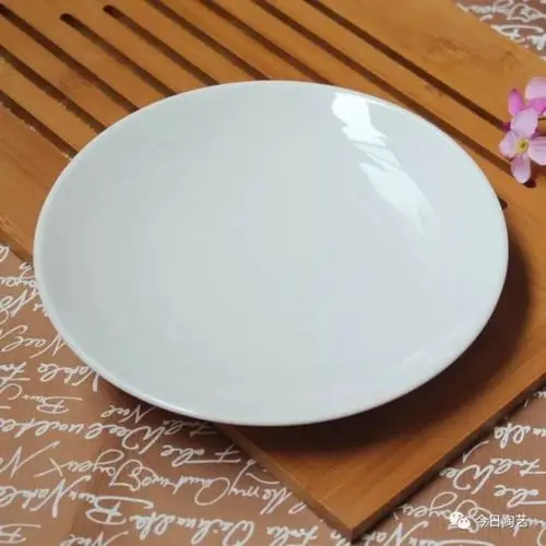 你真的知道陶瓷盘子的正确打开方式吗?白蒲快乐陶吧手工坊)