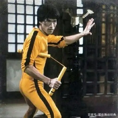 身高两米多却被李小龙打败,贾巴尔如今疾病缠身,时刻怀念李小龙