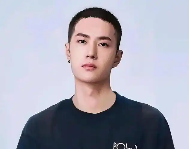 寸头才是检验颜值的标准!看这8位的"寸头造型",颜值高下立见