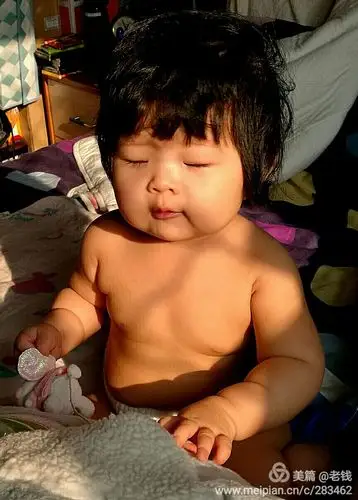 今天能在北京享受日光浴还是很惬意的.