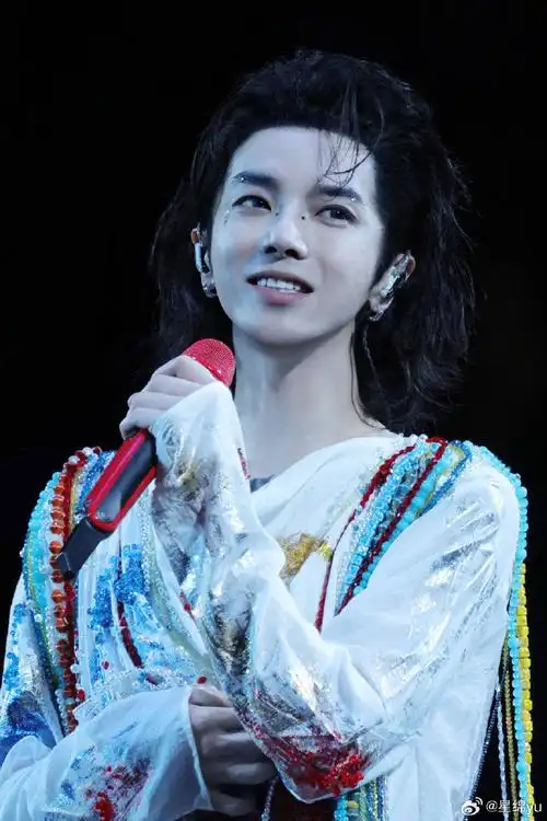 华晨宇出道十二周年快乐##华晨宇出道12周年快乐##华晨宇##华晨宇yu