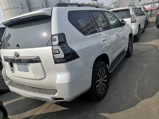 2021款柴油霸道2800国六现车促销70余万