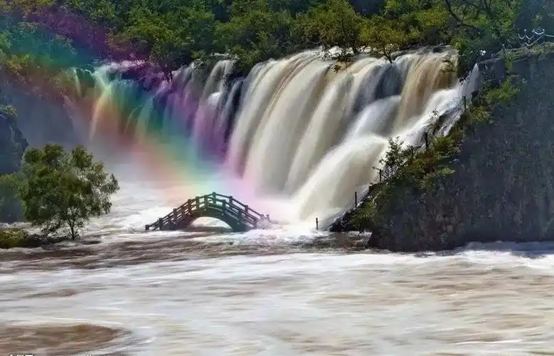 中国最美十大瀑布:如此独特有灵性的地方你不容错过!