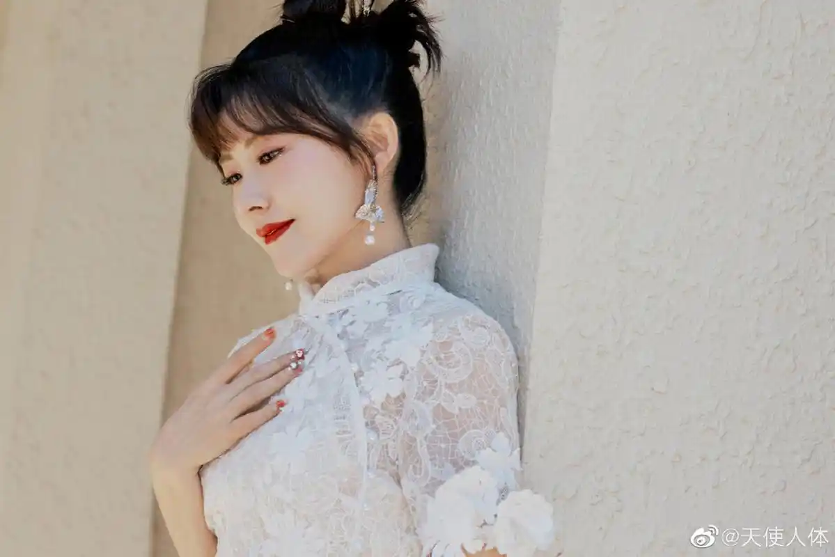 赖美云,壁纸写真