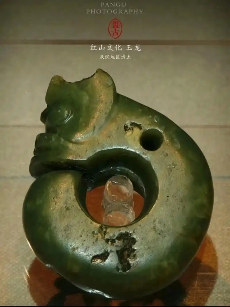 敖汉博物馆红山玉器荟萃   敖汉博物馆精美玉器