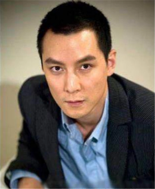 李敏镐晒寸头自拍盘点八大成也寸头败也寸头的男星