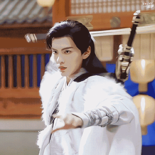 毕雯珺 古装#毕雯珺古装造型适配度真的高,帅哥快来演古偶造福粉丝吧