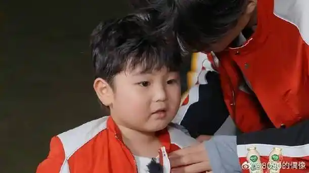 黄明昊诱惑性太大,送蛋仔派对全皮肤,小孩眼睛都亮了