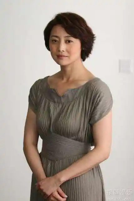 11月13日;地区:中国大陆;星座:天蝎座;职业:演员    个人简介:   刘蓓