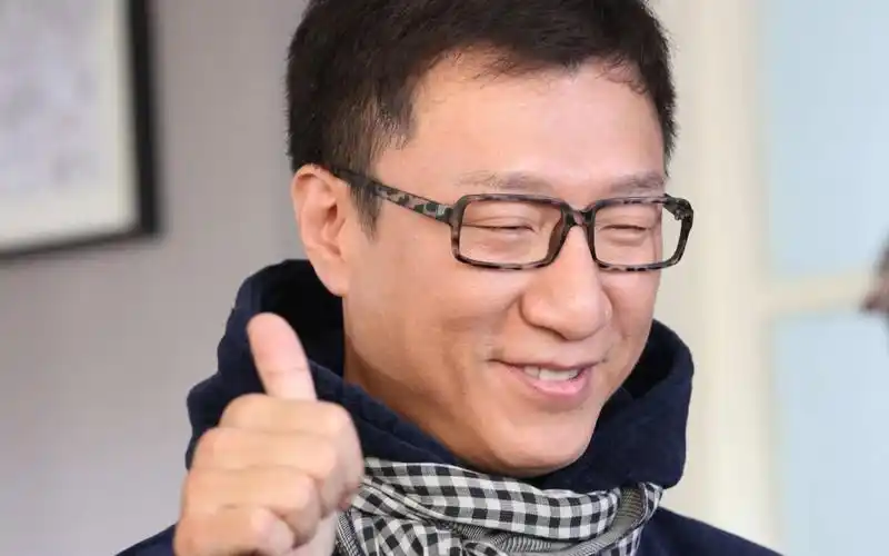 15m上传时间:2021-12-24壁纸标签:帅哥明星男明星壁纸封面图孙红雷