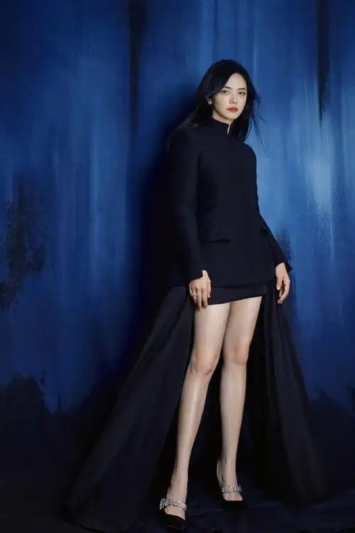 北京国际电影节##被姚晨的腿长硬控