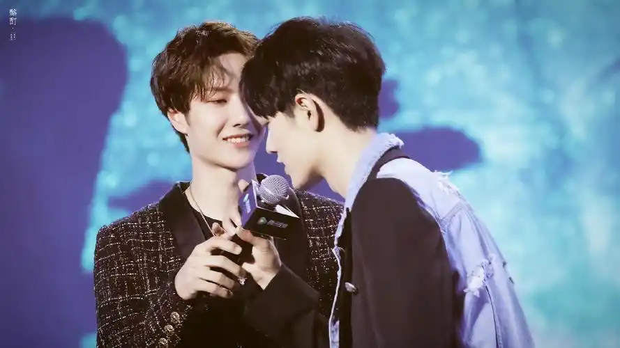 王一博肖战粉丝见面会 - 堆糖,美图壁纸兴趣社区