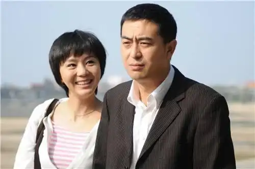 张嘉译老婆张嘉译老婆杜珺张嘉译和他老婆照片