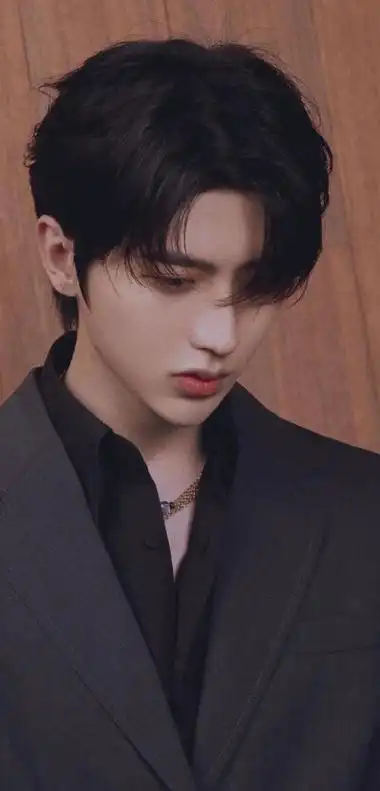 蔡徐坤壁纸头像集合 676767