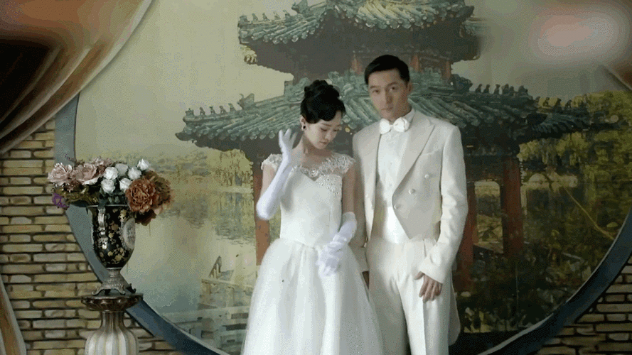 胡歌宋轶同框,粉丝梦回《伪装者》:明台于曼丽才是观众的意难平