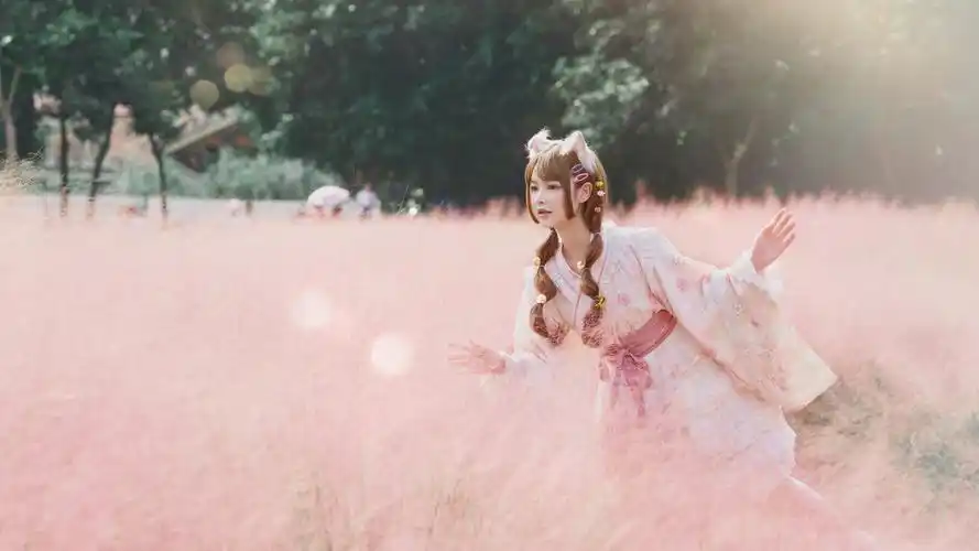 仙气飘飘古风美女图片-美女壁纸-高清美女图片-第3图-娟娟壁纸