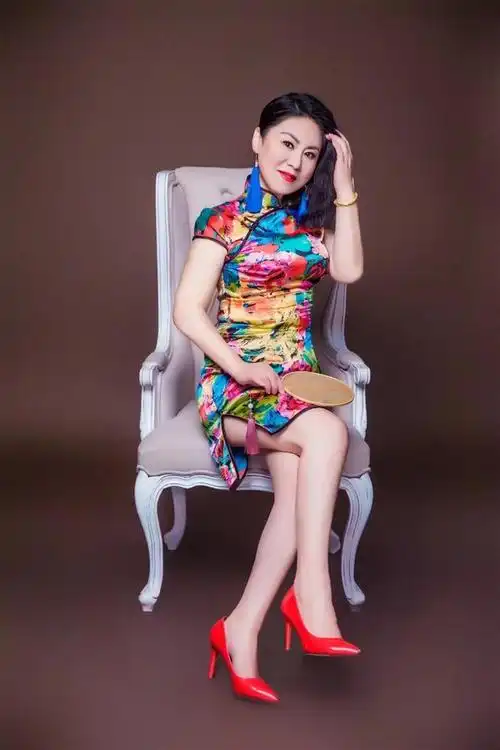 王燕- 名媛佳人健身会所"靓丽旗袍秀"投票大赛