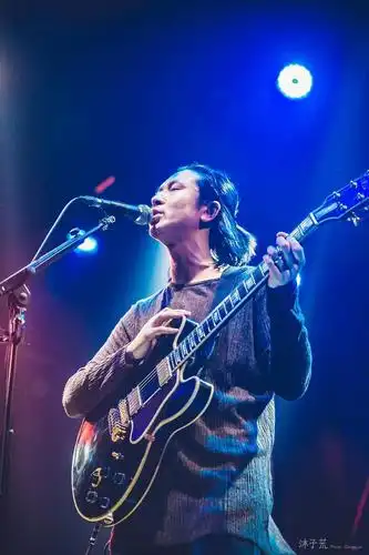 忘不了蓝精灵更忘不了海龟先生