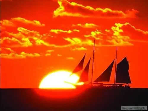 主题为帆船图片,可用作大海航行,日落,一帆风顺图片,等相关设计的参考