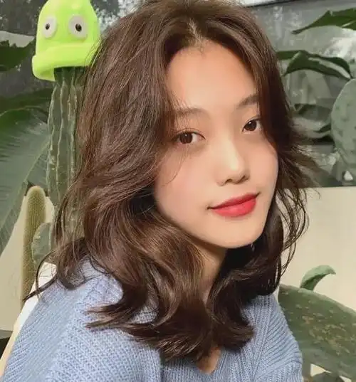 试试这款木马卷发型慵懒时髦还显发量