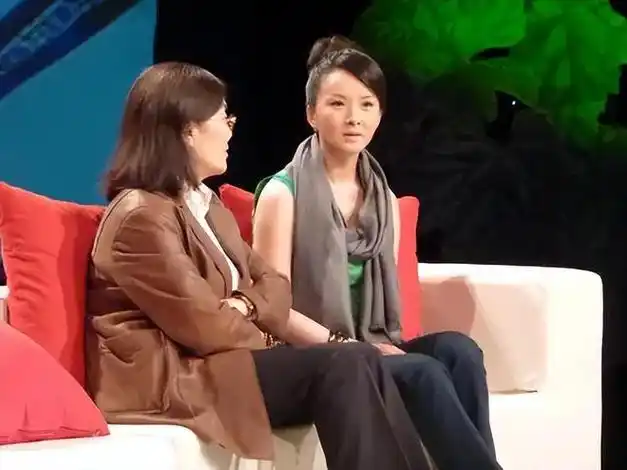 演员谢兰:和丈夫坚持丁克12年愁坏婆婆,41岁意外得子全家乐开怀