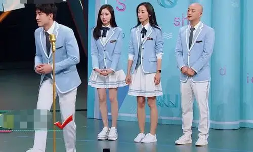 包贝尔173,张天爱168,当二人同框后,意外暴露真实身高!