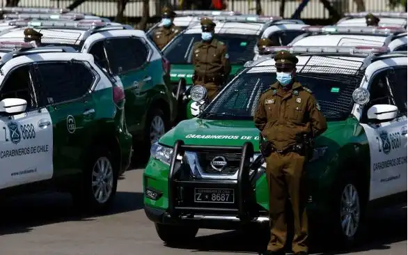 智利为提高警队效率 皮涅拉总统交付了666辆警车 | 智利中文网