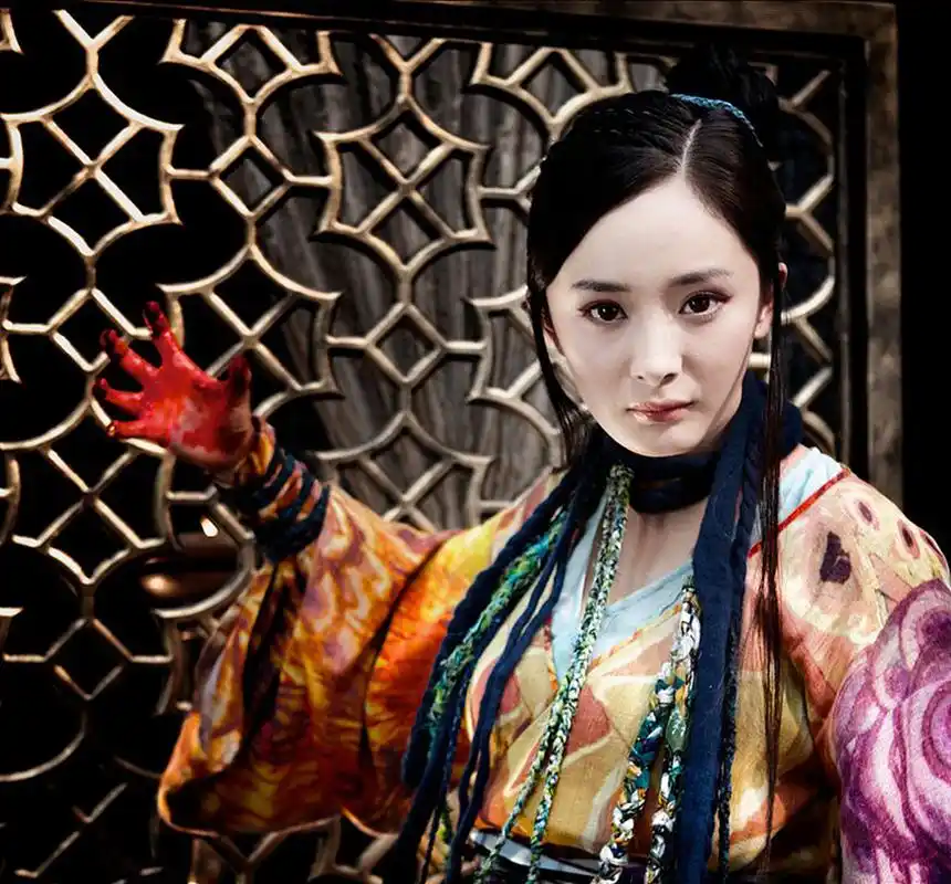 杨幂郭襄#  杨幂:"我叫郭襄,襄阳的襄",无邪少女亦正亦邪,江湖闯荡无