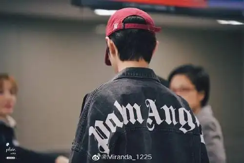 赖冠霖背影合集 连背影都在撩人