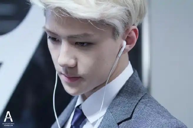 吴世勋##吴世勋三亚见义勇为##等吴世勋退伍