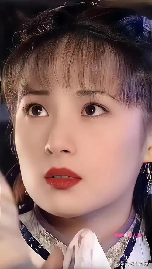 古装美女蒋勤勤温婉水灵美若仙女