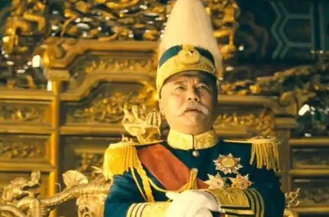 袁世凯请算命先生问我若称帝能做几天先生回4个果真应验