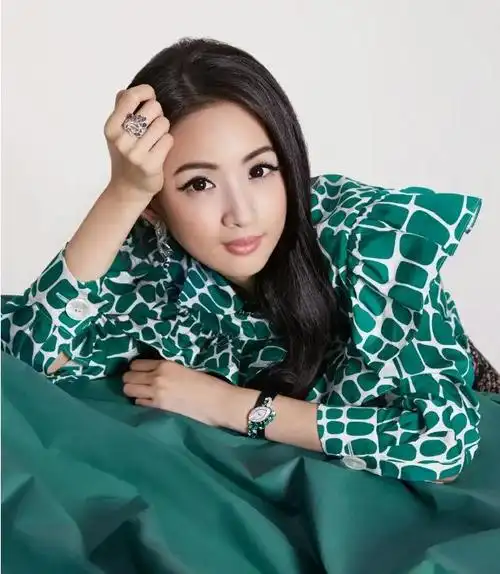 说到林依晨,相信不少看过《恶作剧之吻》的观众都对她有着比较深刻的