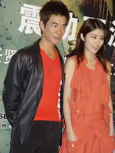 图文:《大事件》上海首映 任贤齐陈慧琳助阵(7)