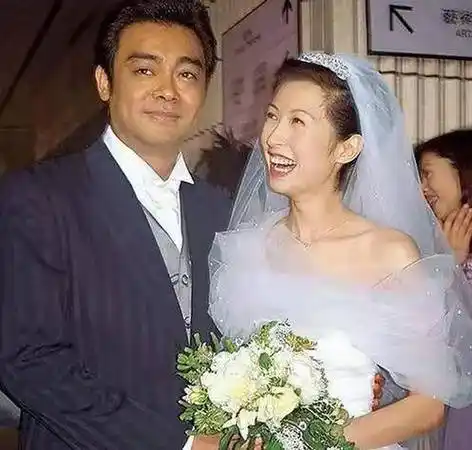 原创八对明星夫妻决定丁克两对丈夫却偷偷生娃最后一对恩爱到不行