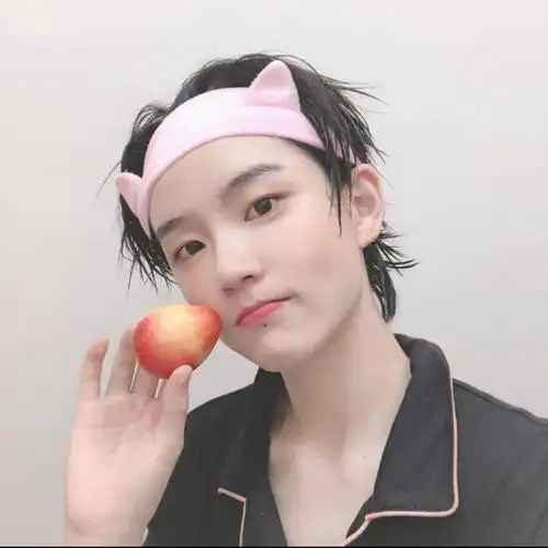 微信头像陆柯燃