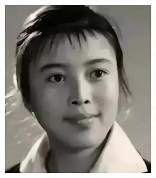 回顾丁嘉丽我后悔四次堕胎和出轨后悔捧红孙红雷这个白眼狼