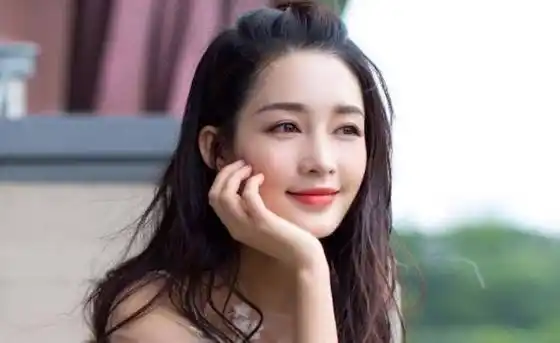 杨幂成一线,李沁大红大紫,而她已退圈两年_张萌_资源_蒋梦婕