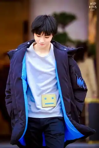 王俊凯#161130 《我们的少年时代》拍摄 高清9p